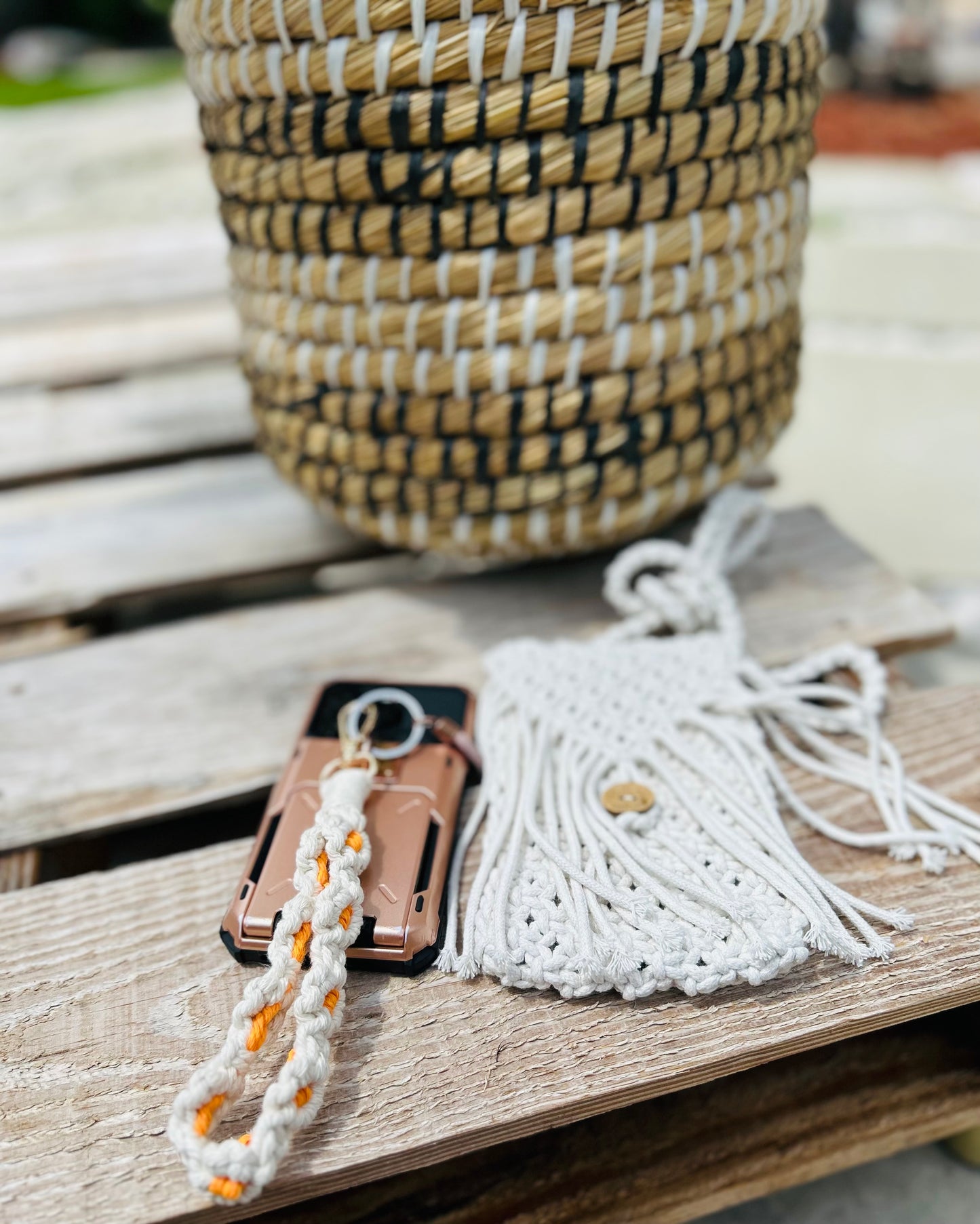 Cell Phone Macrame wristlet