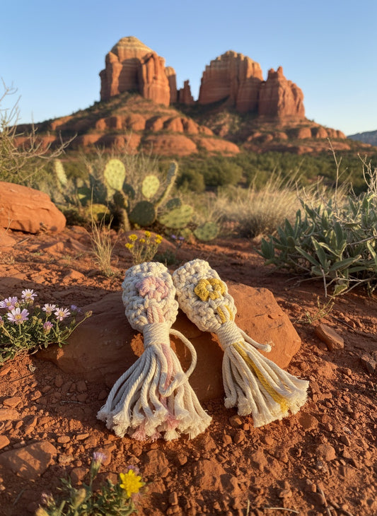 Daisy Days Macrame Poop Bag Holder